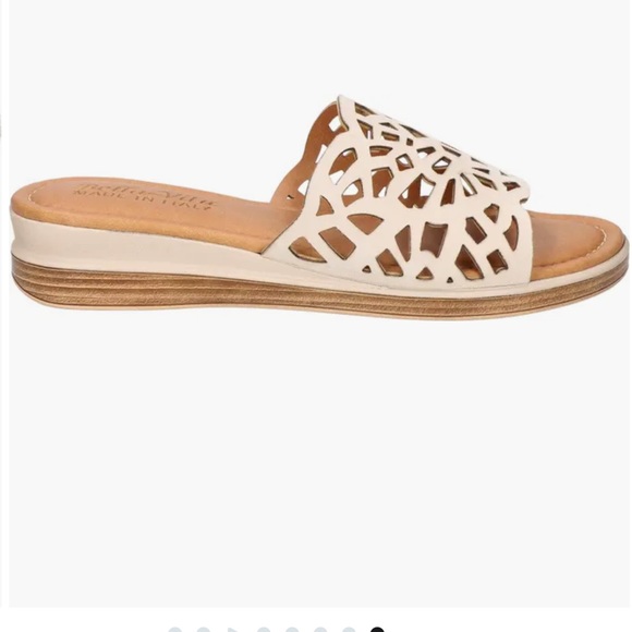 Bella Vita Cas Wedge Slide Leather Sandal Size 8WW beige tan made in Italy - Picture 2 of 8